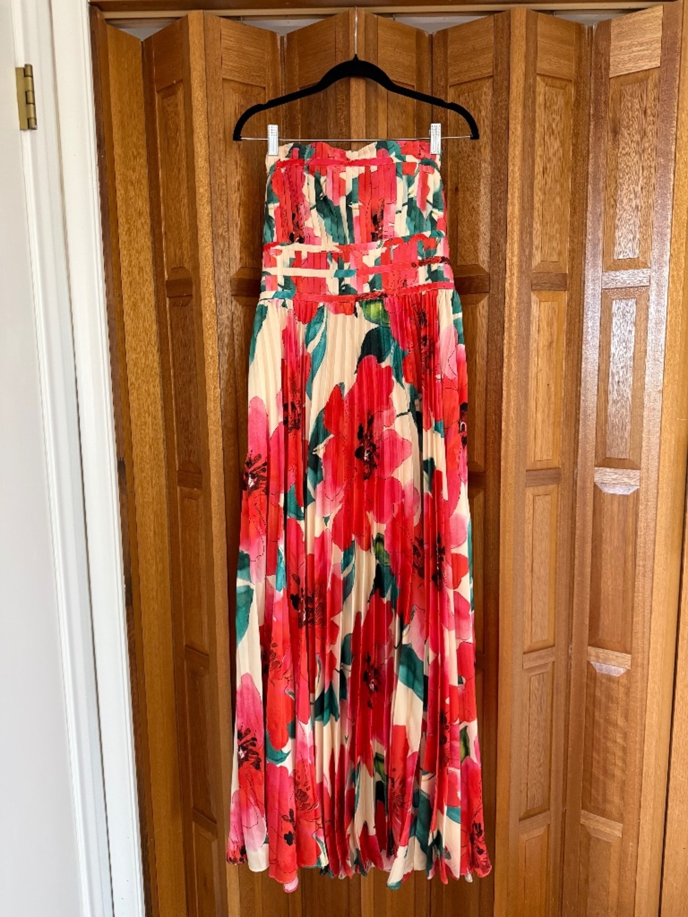HUTCH Sabina Floral Tiered Plissé Gown
